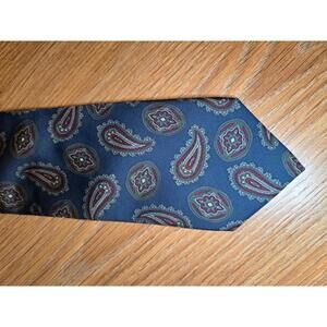 VINTAGE Lands End Silk Tie Blue Red Paisley Handmade in USA